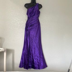 One shoulder prom dress (Petite)
